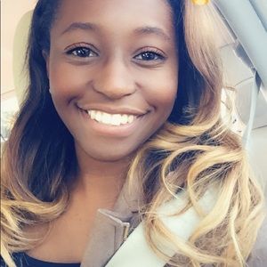 Meet your Posher, Tia